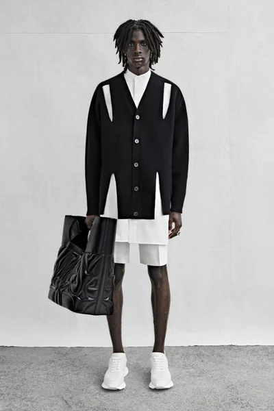 Look 12